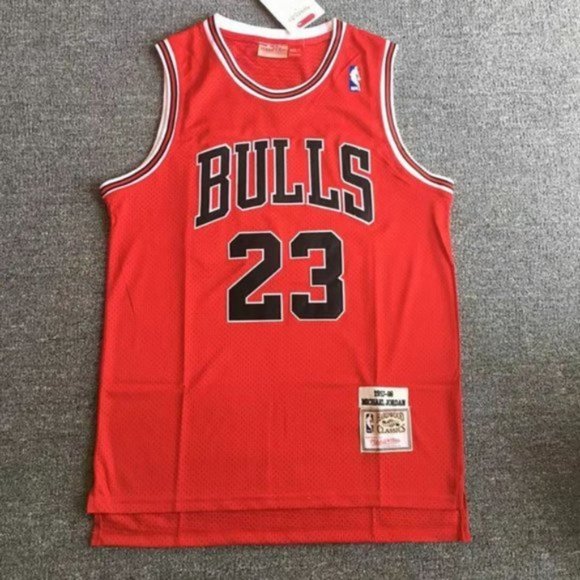 michael jordan throwback jersey